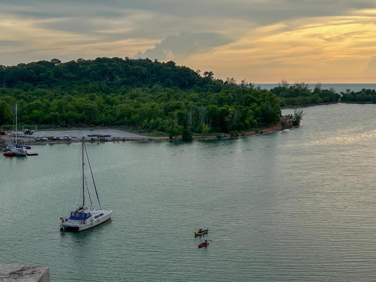 Bayview Suites Port Dickson By Maison Buitenkant foto